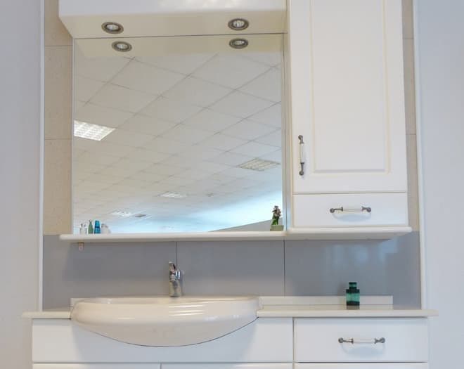 Mueble de baño a medida fabricado por Muebles Ricoy en Noia (14)