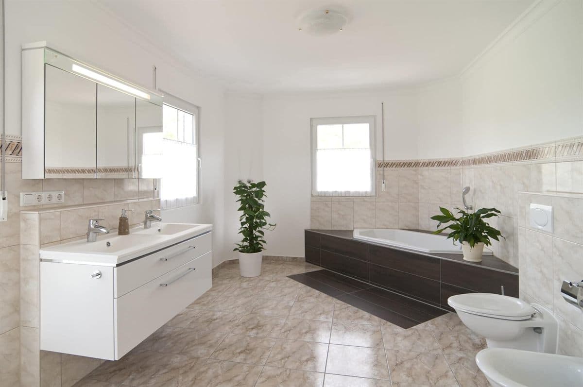 Mueble de baño a medida fabricado por Muebles Ricoy en Noia (18)