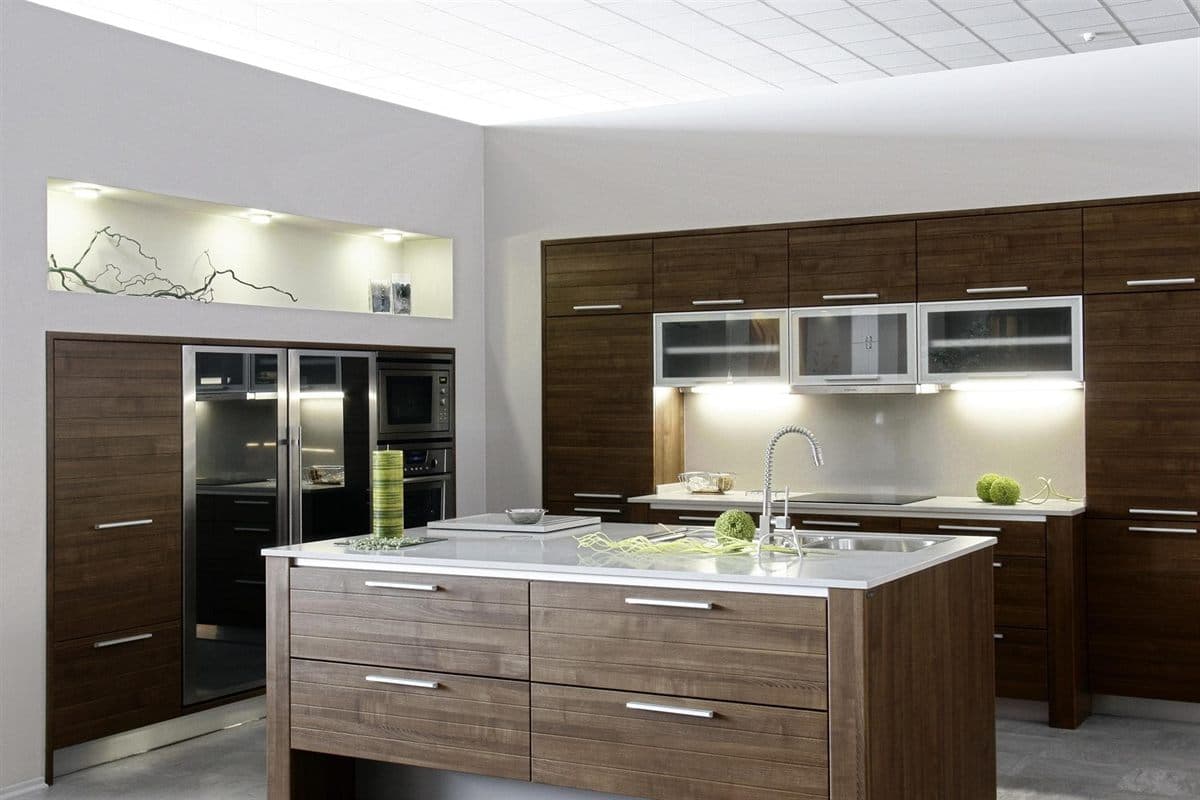 Cocina a medida fabricada por Muebles Ricoy en Noia