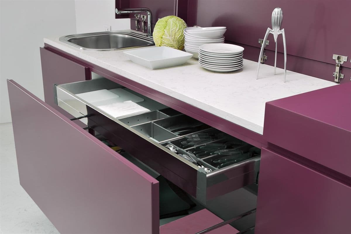 Cocina a medida fabricada por Muebles Ricoy en Noia